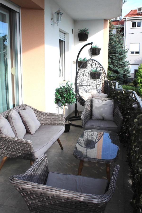 Luxury Apartment Antoni Подстрана Екстериор снимка