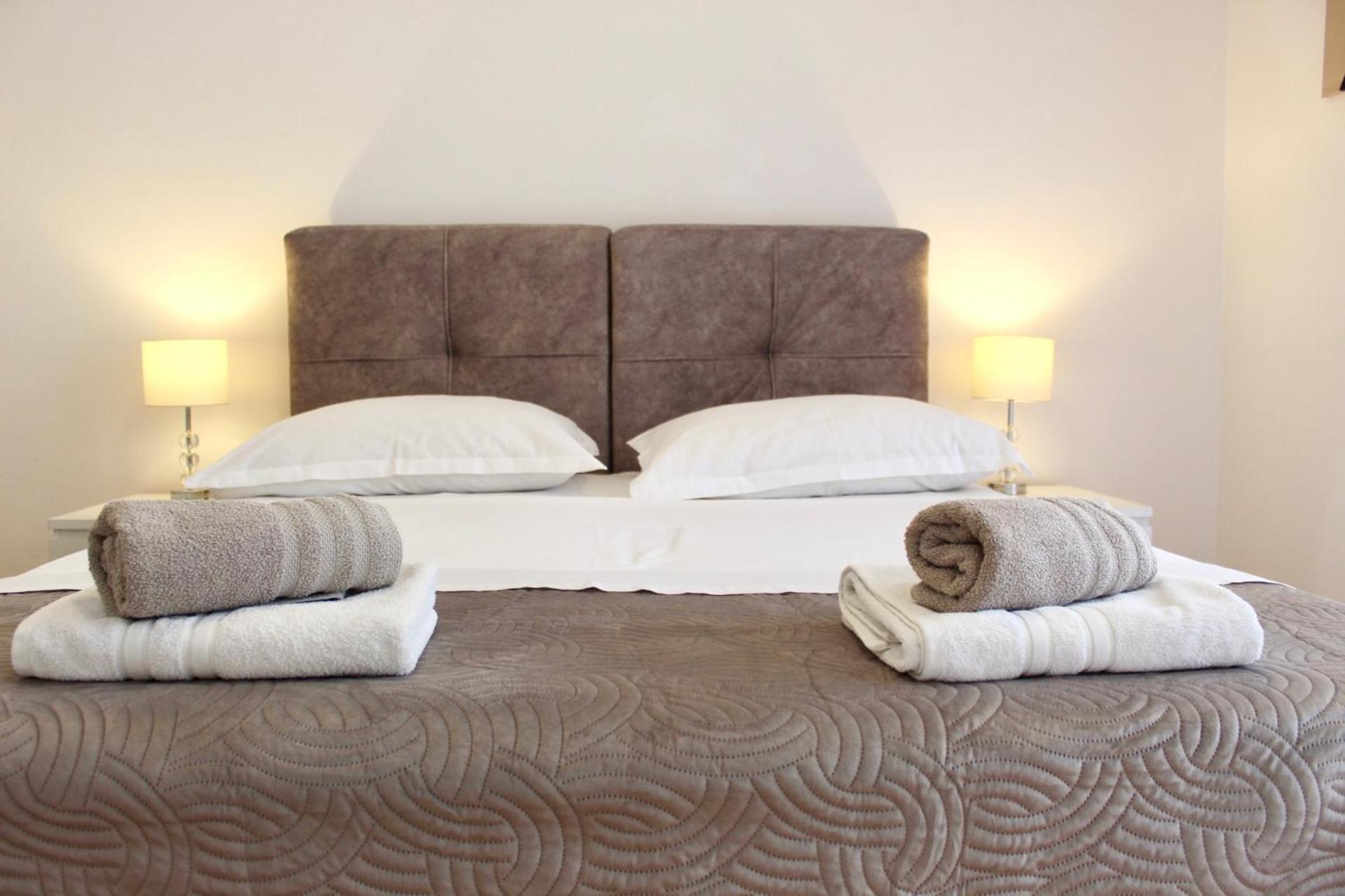 Luxury Apartment Antoni Подстрана Екстериор снимка